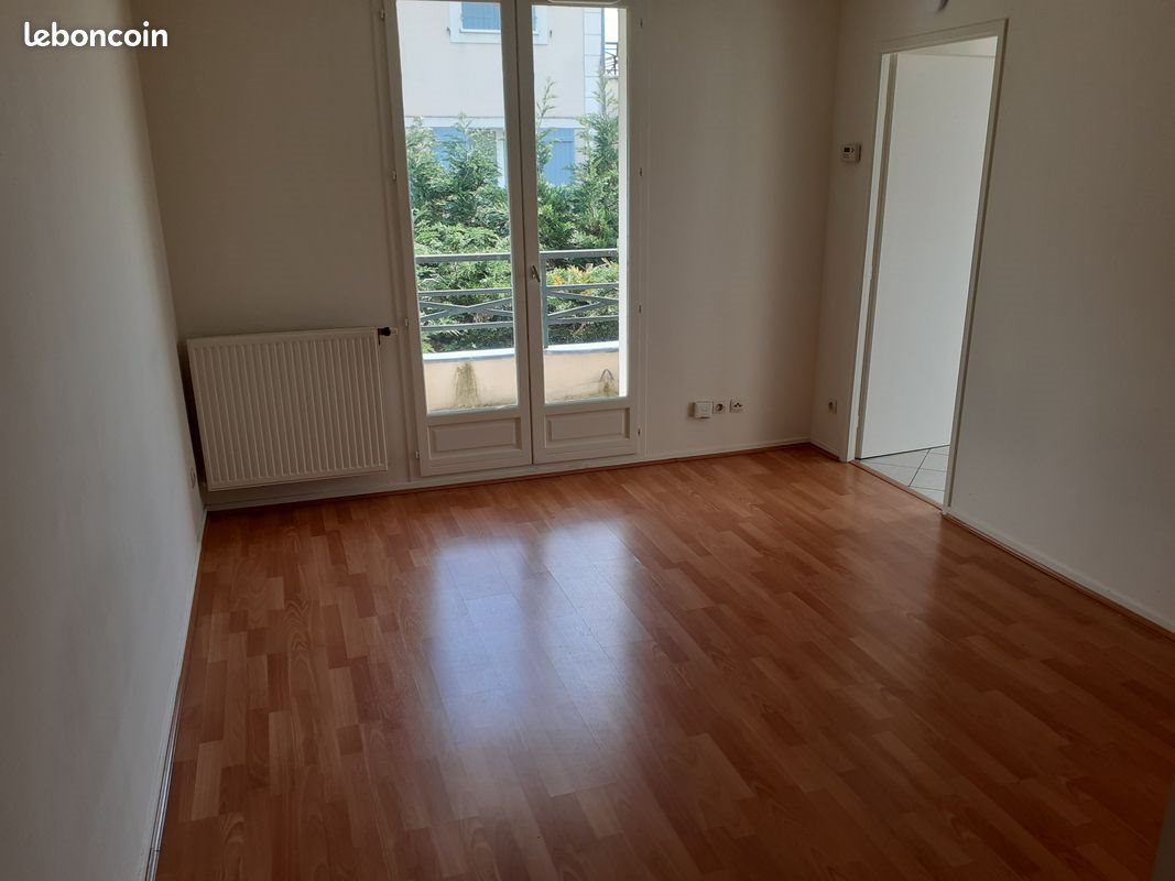 Appartement à vendre, 27m², Savigny-le-Temple