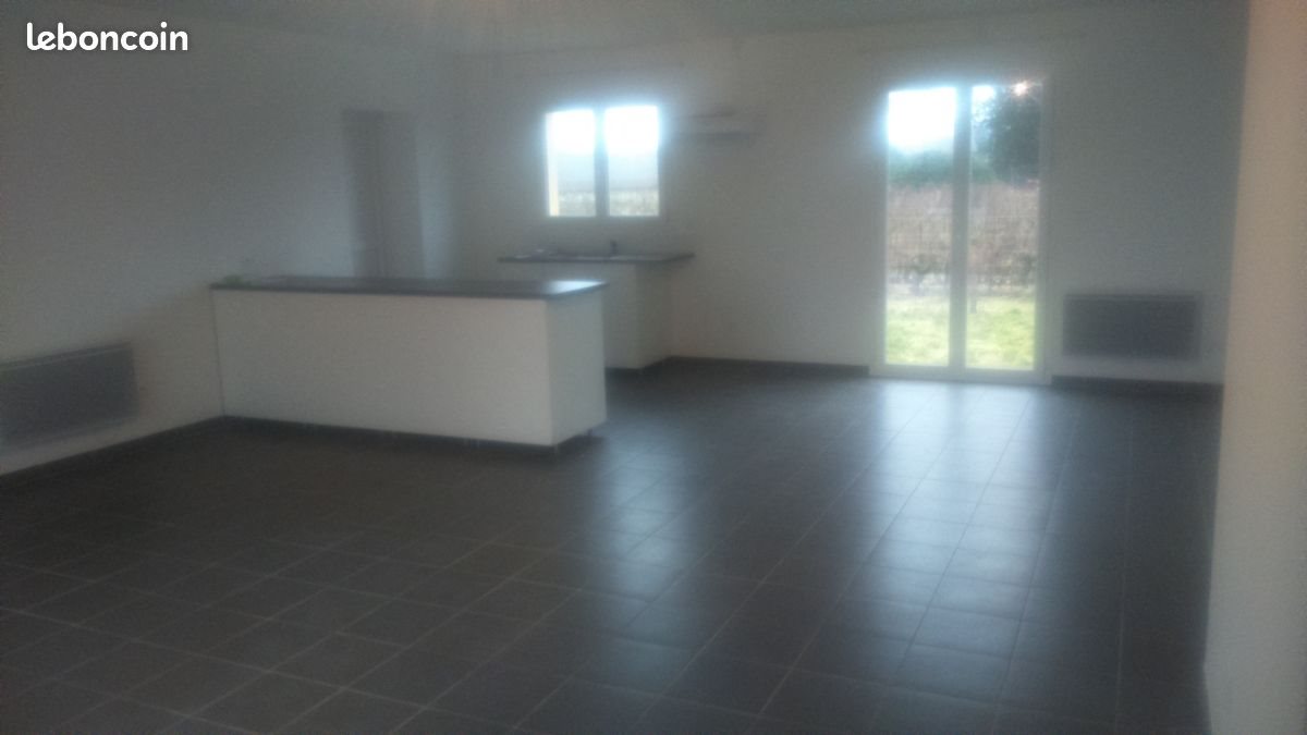 Maison à louer, 85m², Illats
