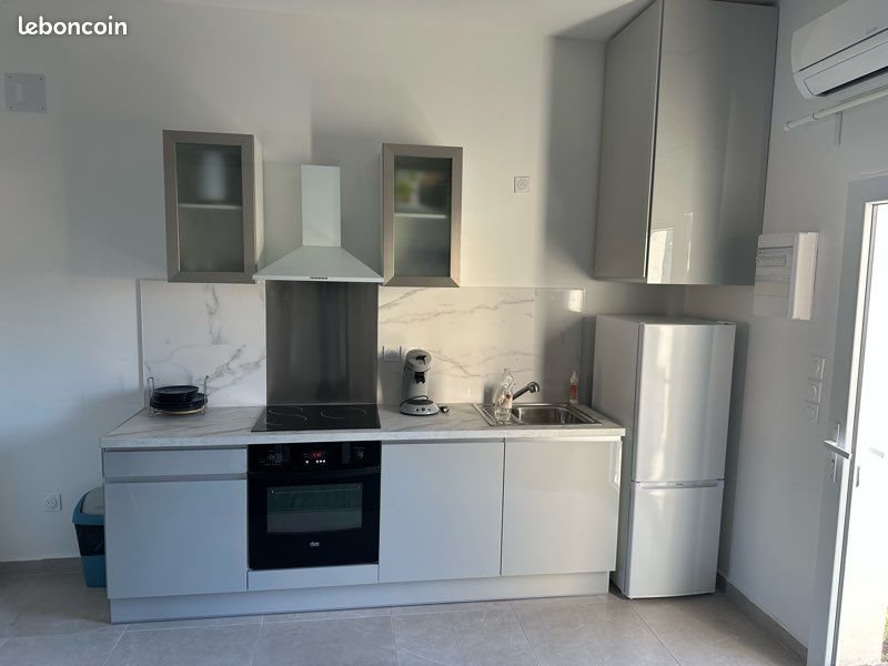 Maison à louer, 30m², Noves