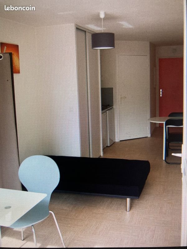 Appartement à louer, 19m², Vannes