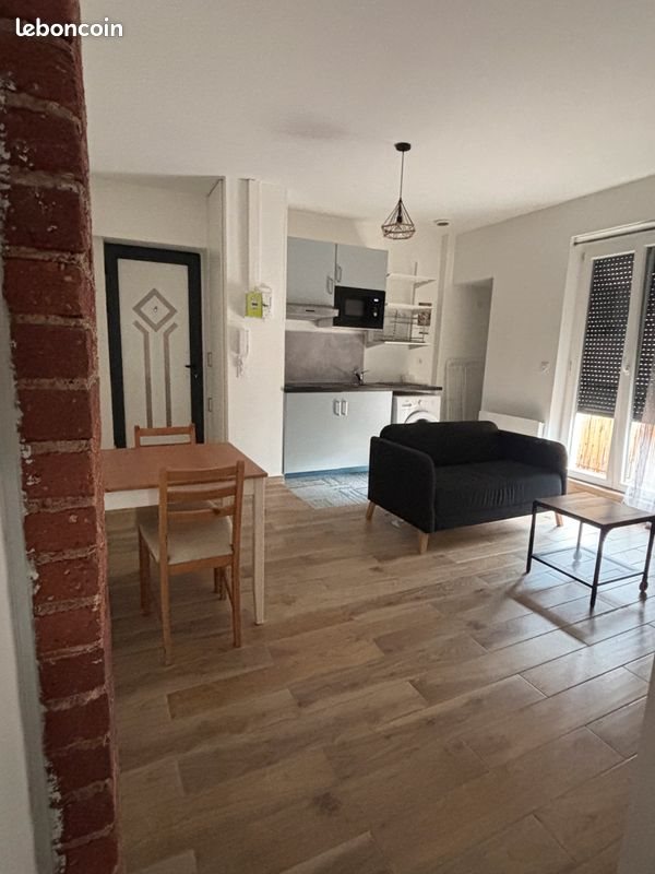 Appartement à louer, 35m², Saint-Étienne
