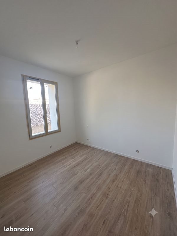 Appartement à louer, 93m², Pignan