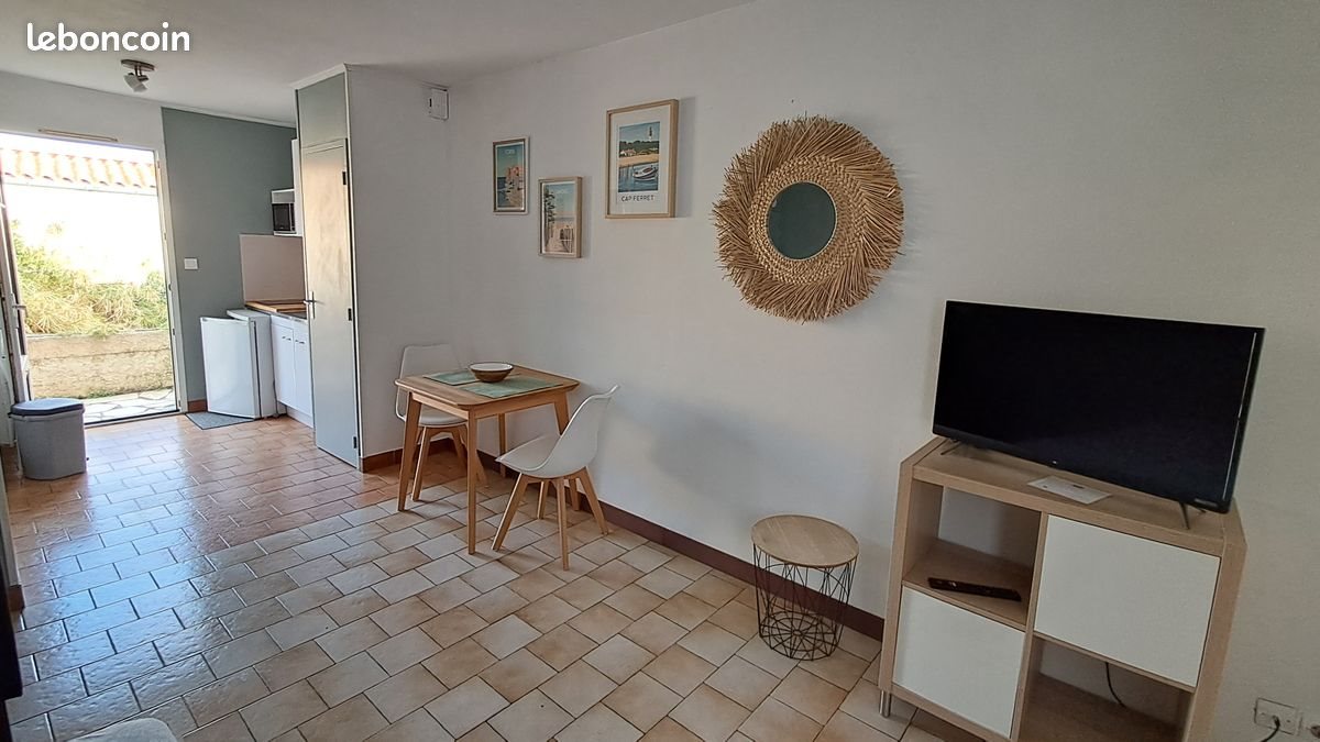 Appartement à louer, 25m², Rochefort