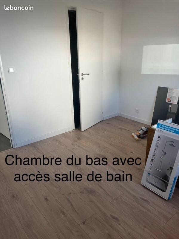 Maison à louer, 90m², Brandérion