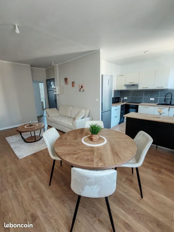 Appartement à louer, 46m², Toulon
