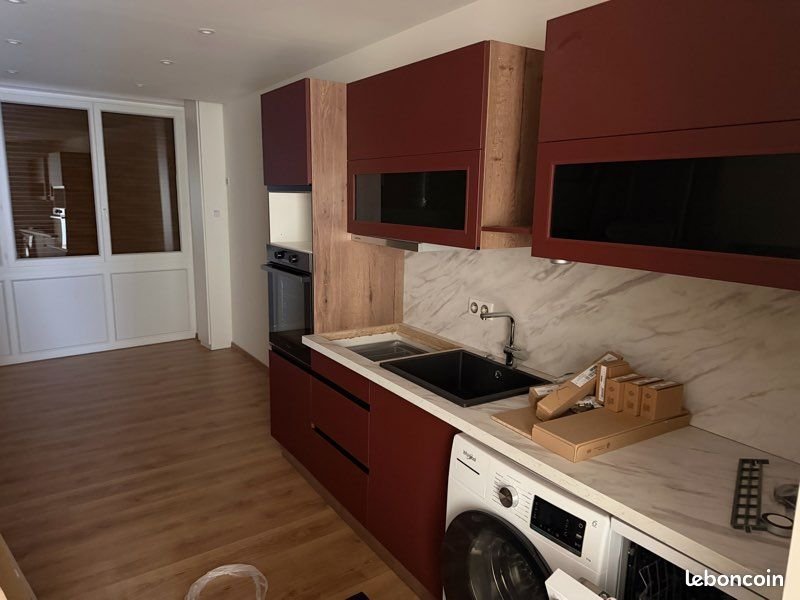 Appartement à louer, 45m², Saint-Symphorien-de-Lay