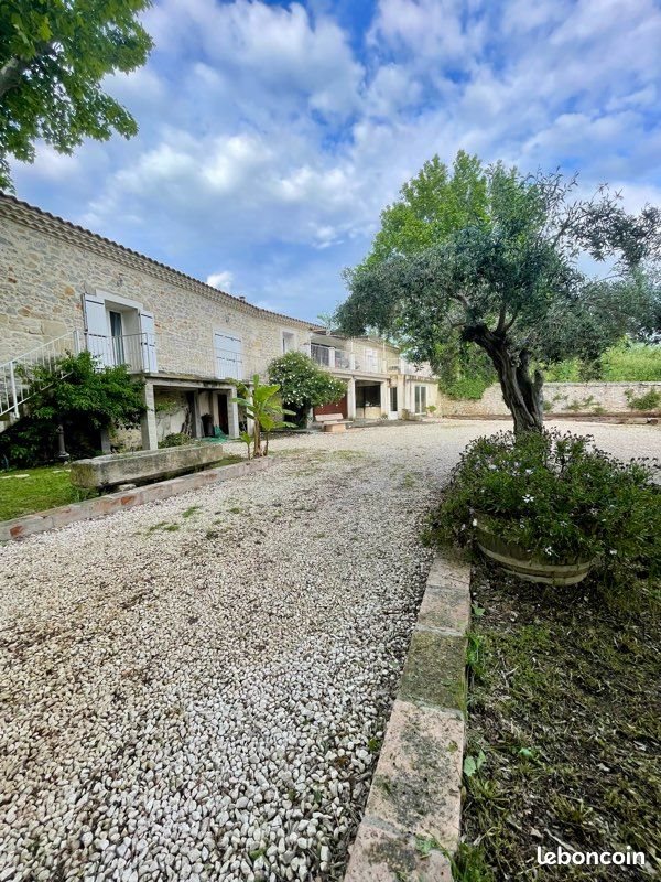 Maison à louer, 165m², Marsillargues