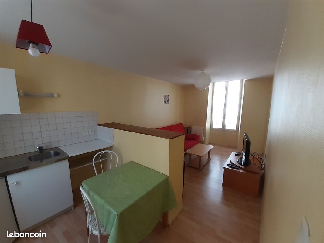 Appartement à louer, 30m², Angoulême