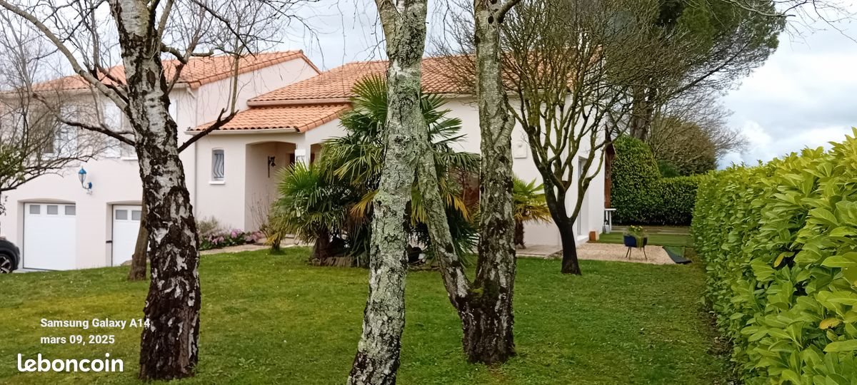 Maison à louer, 150m², Aiffres