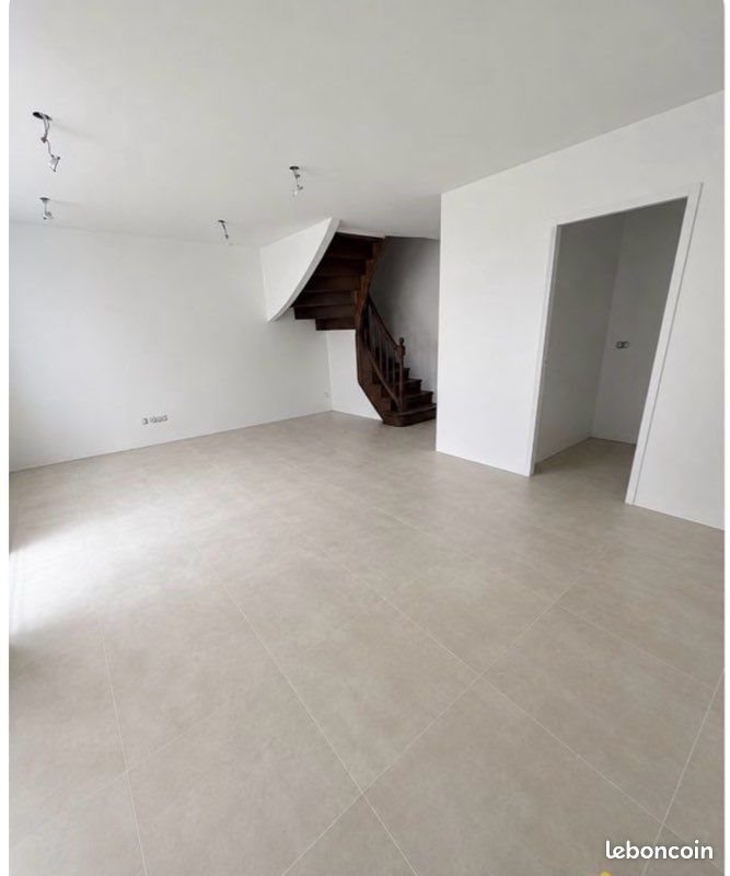 Maison à vendre, 77m², Saint-Fiacre-sur-Maine