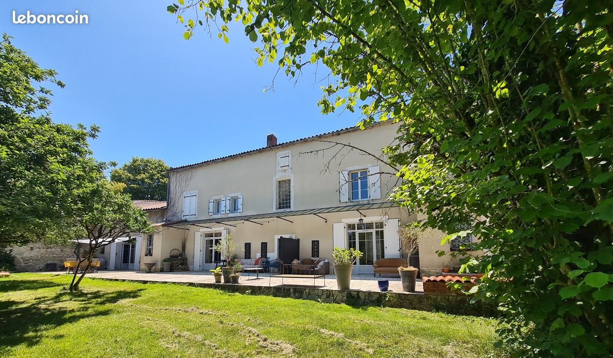 Maison à vendre, 350m², Saint-Claud