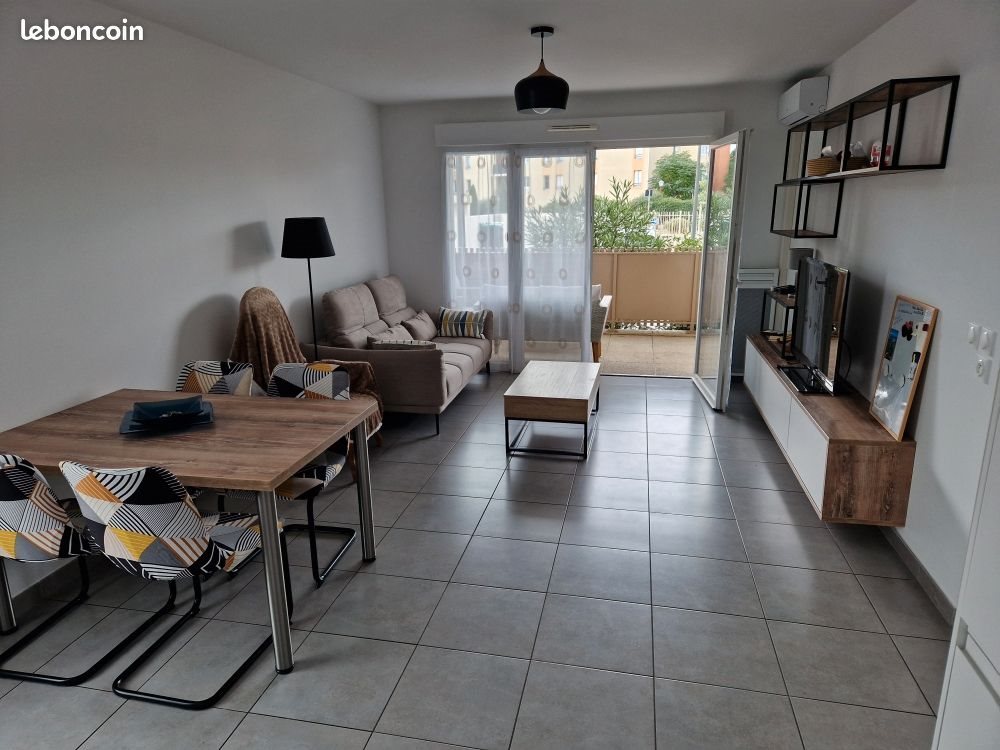Appartement à louer, 69m², Saint-Estève