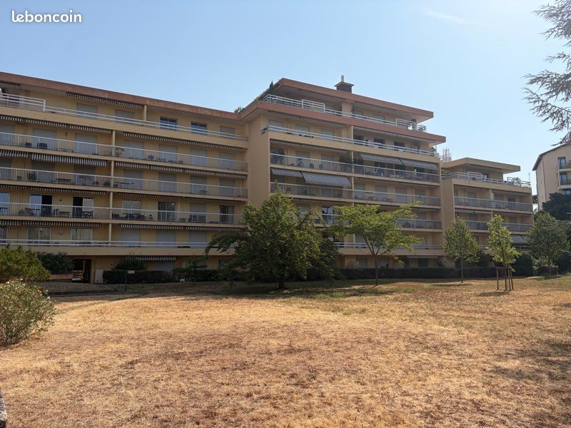 Appartement à louer, 18m², Caluire-et-Cuire