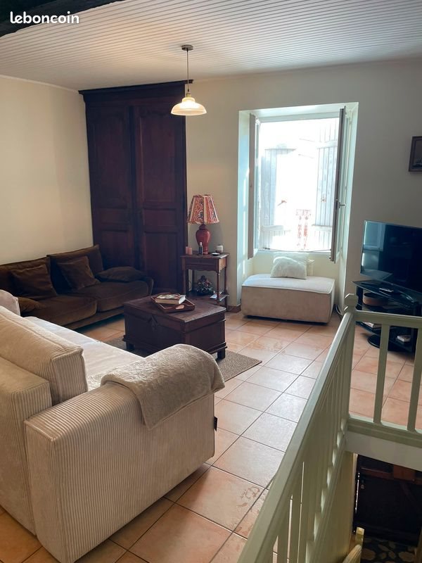 Maison à louer, 120m², Brantôme