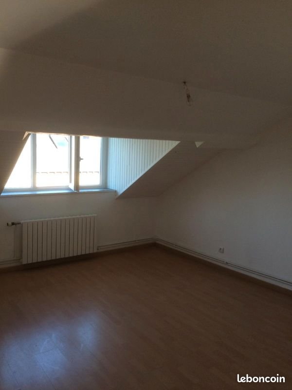 Appartement à louer, 80m², Charleville-Mézières