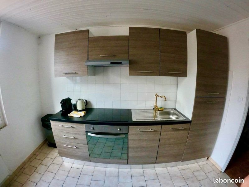 Appartement à louer, 80m², Riez