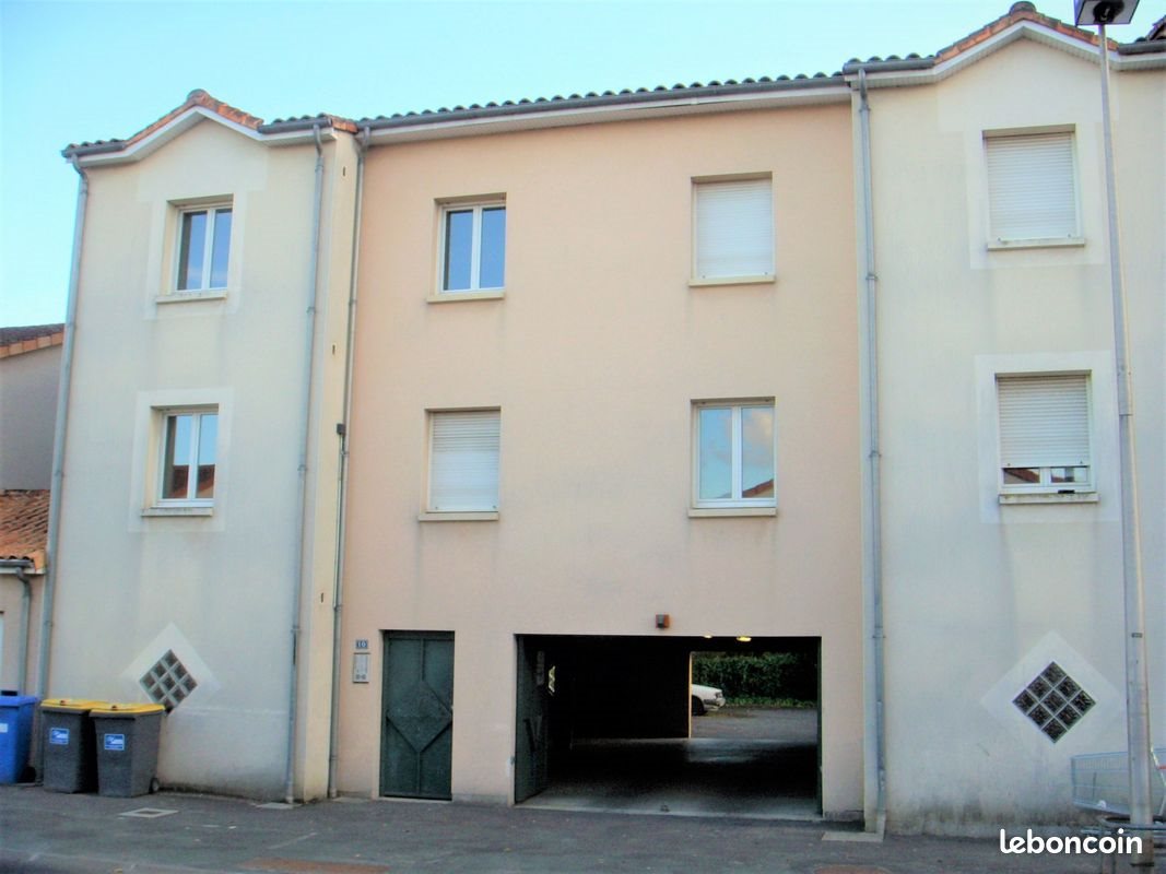 Appartement à louer, 25m², Poitiers