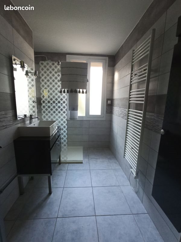 Appartement à louer, 55m², Tavaux