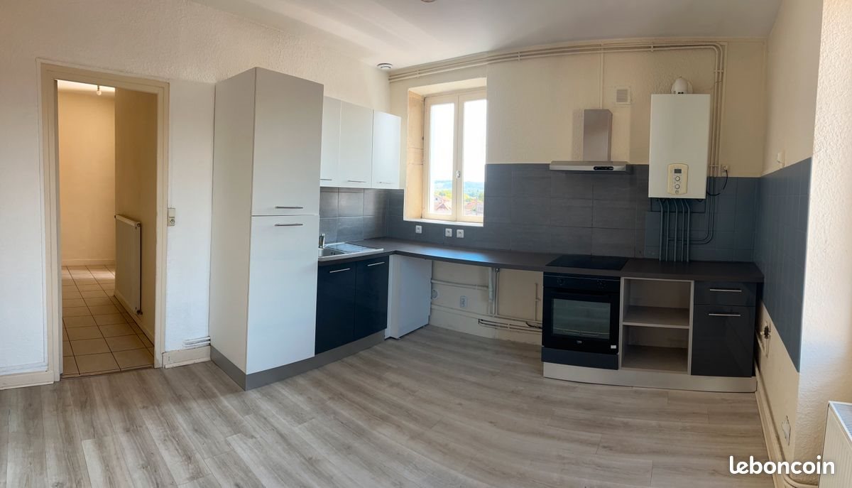 Appartement à louer, 57m², Roanne