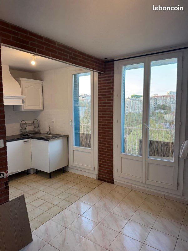 Appartement à louer, 45m², Marseille 15ème