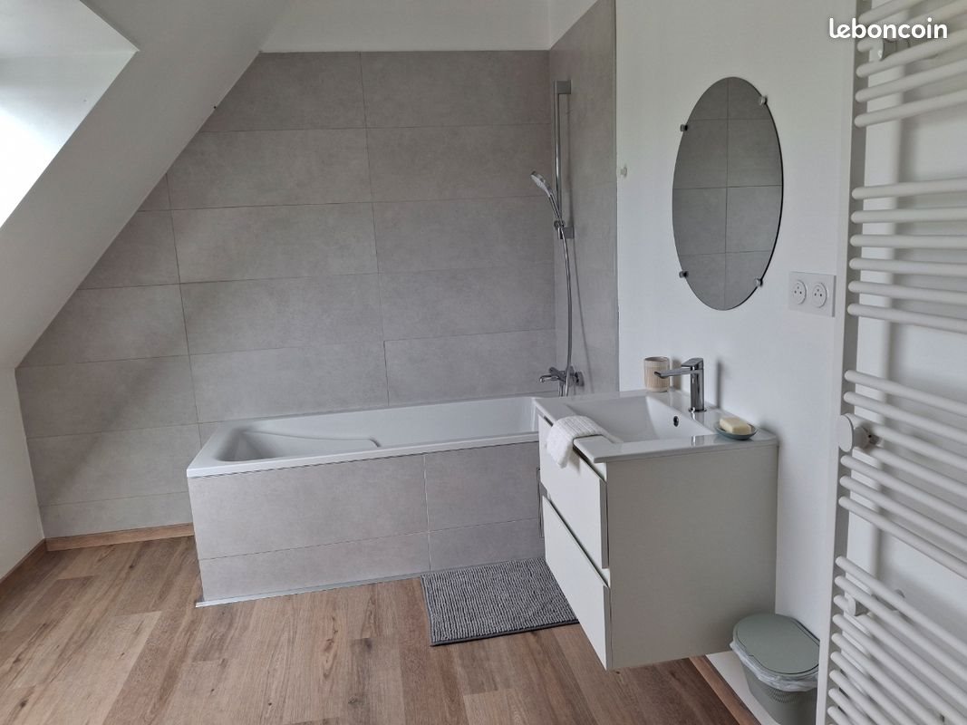 Maison à louer, 124m², Plomeur