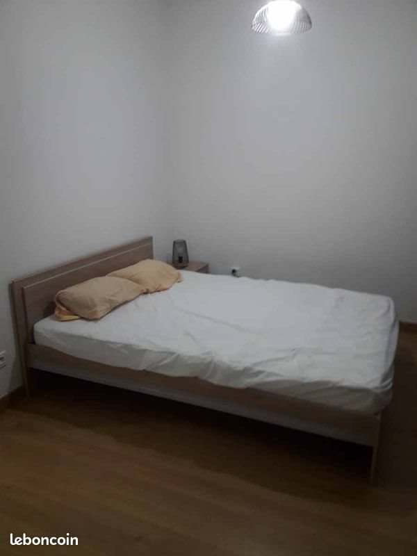 Appartement à louer, 28m², Viviers