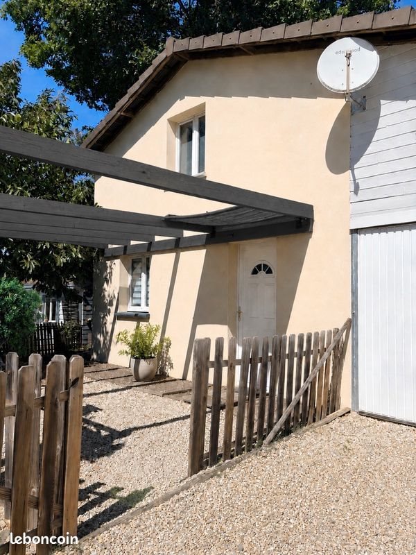 Appartement à louer, 45m², Ussac