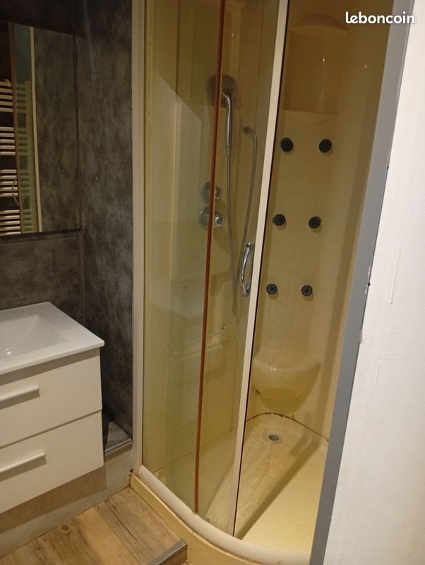 Appartement à louer, 28m², Saint-Gilles