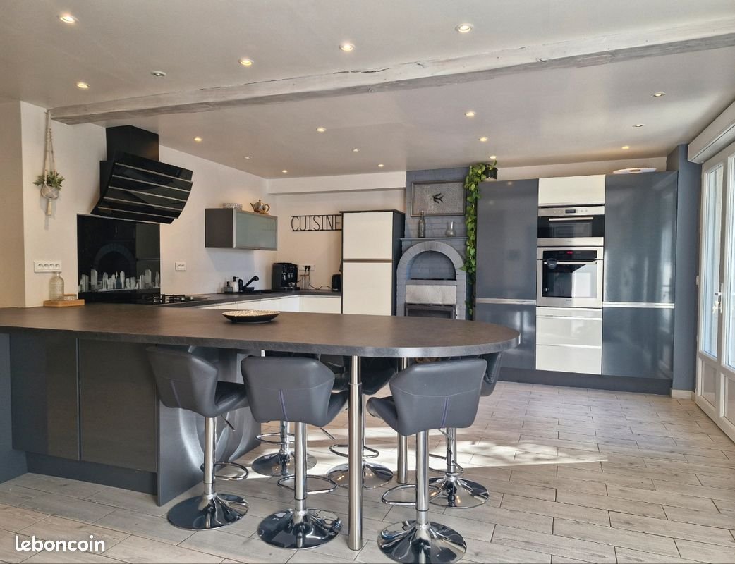 Maison à vendre, 160m², Égriselles-le-Bocage
