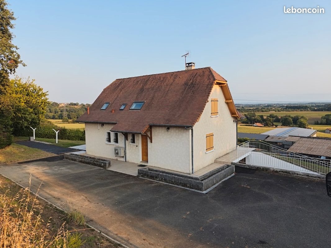 Maison à louer, 152m², Momas