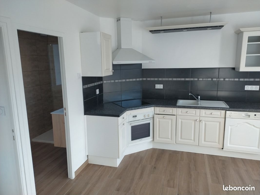 Maison à louer, 70m², Louvigné-de-Bais