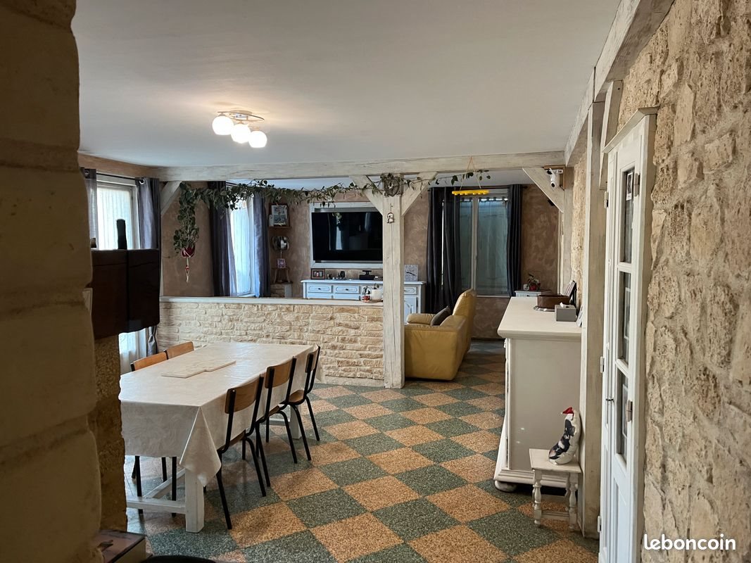 Maison à vendre, 222m², Pressignac-Vicq