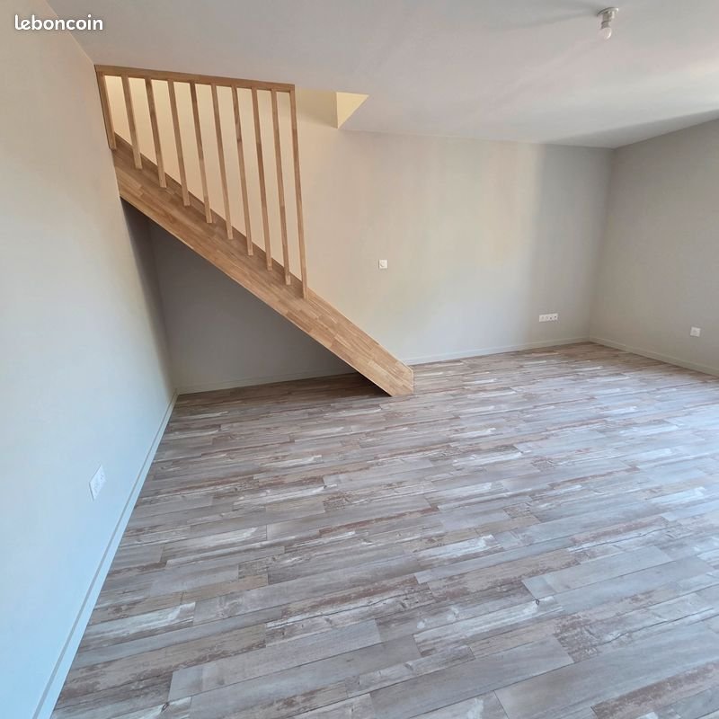 Appartement à louer, 65m², Pontgibaud