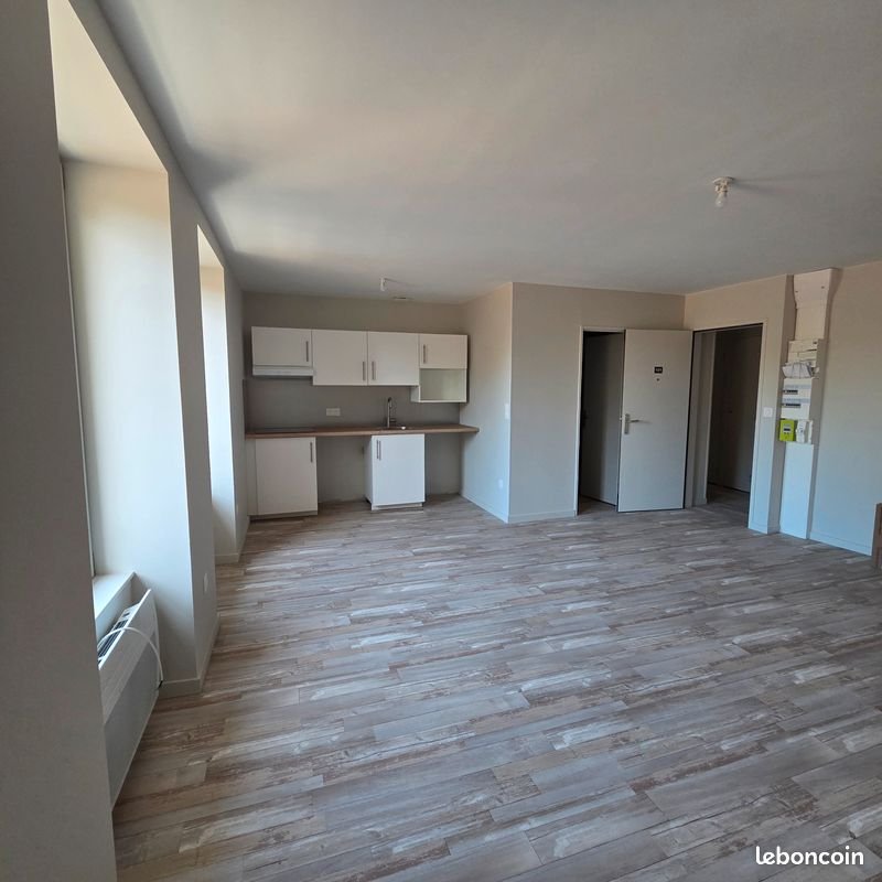 Appartement à louer, 65m², Pontgibaud