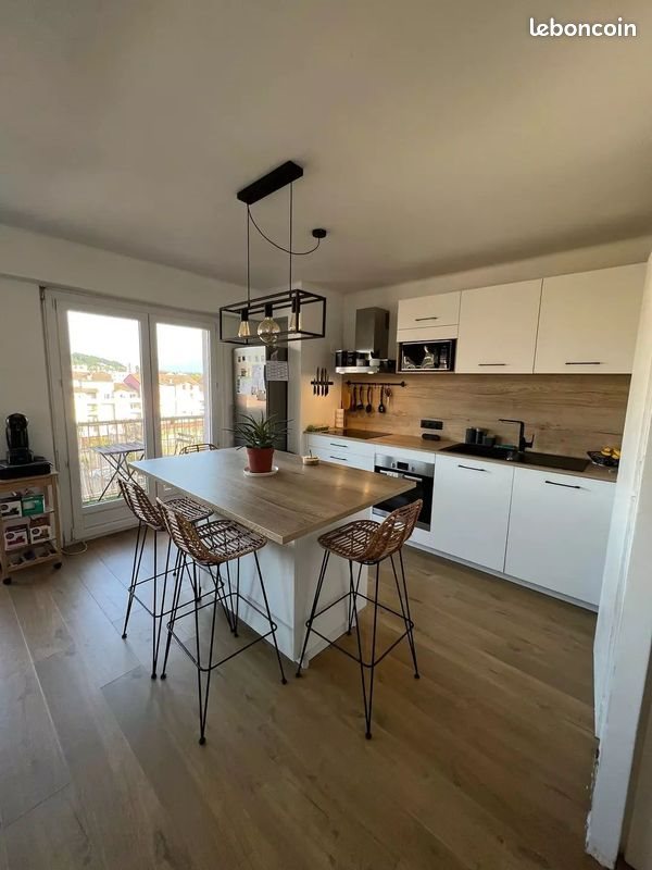 Appartement à louer, 65m², Annemasse