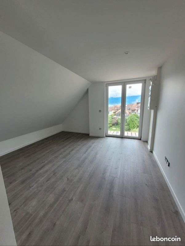Appartement à louer, 30m², Saint-Gingolph