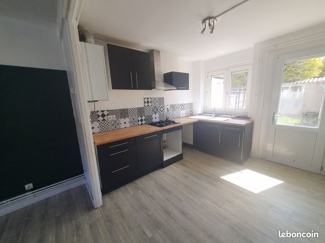 Maison à louer, 60m², Lille