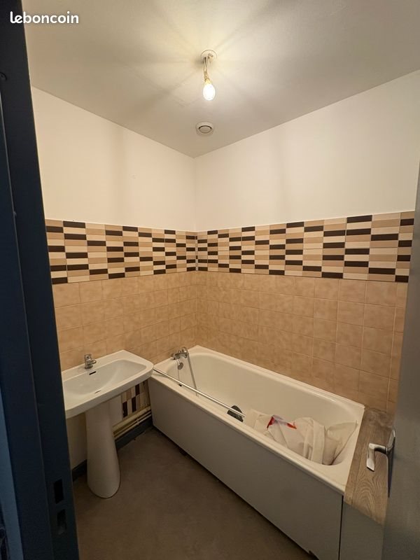 Appartement à louer, 39m², Le Coteau