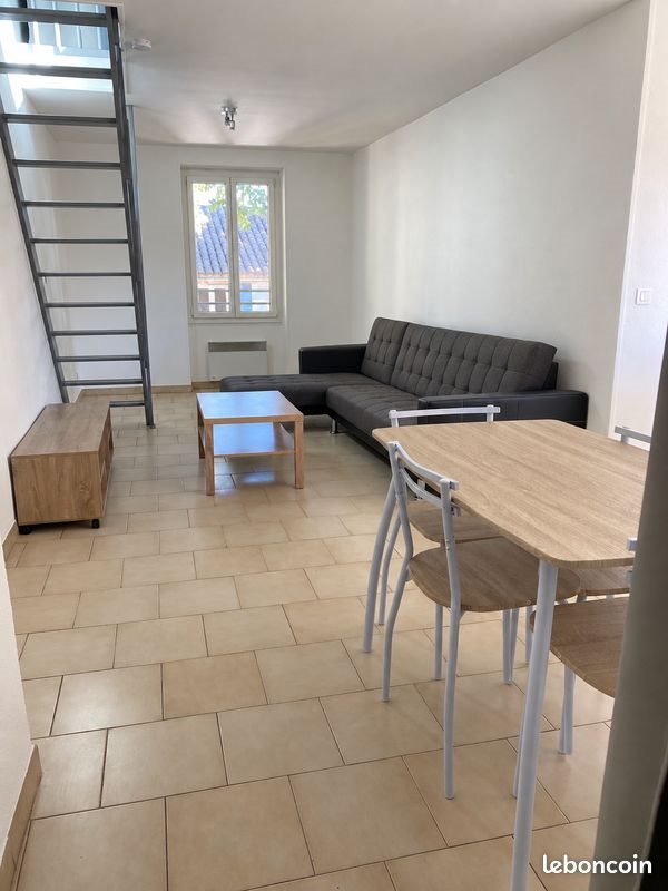 Appartement à louer, 58m², Orange