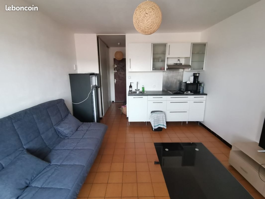 Appartement à louer, 22m², Nîmes