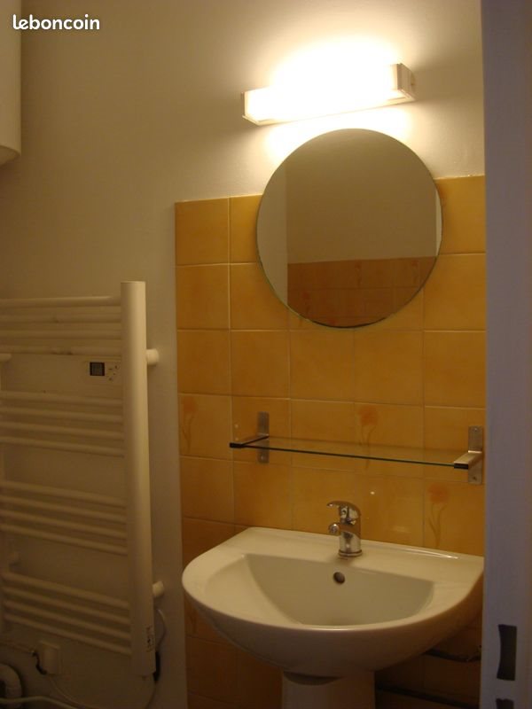 Appartement à louer, 22m², Nîmes