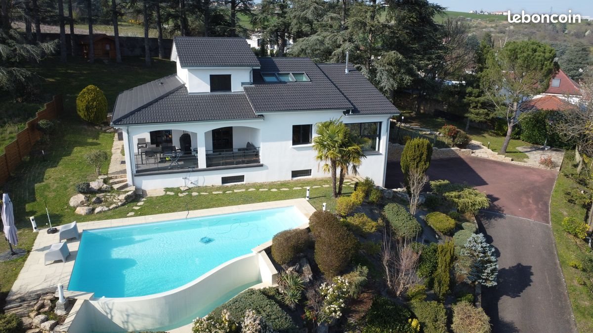 Maison à vendre, 212m², Saint-Martin-la-Plaine