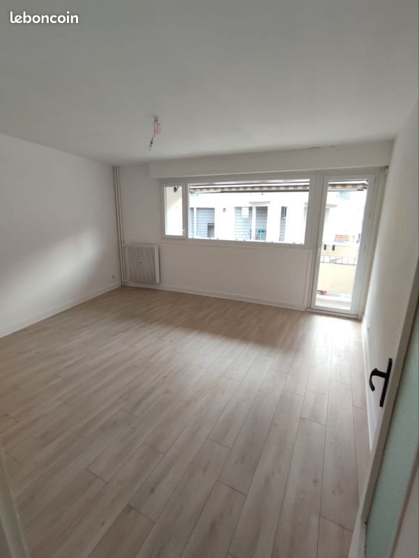 Appartement à louer, 45m², Royat