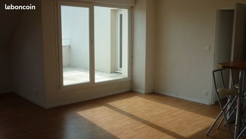Appartement à louer, 48m², Plescop