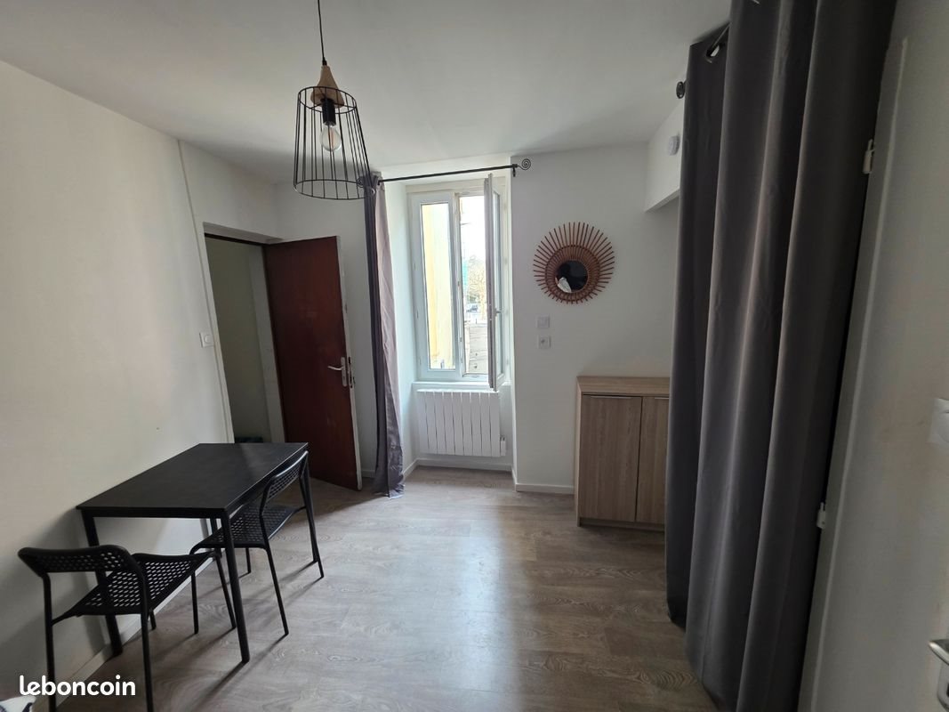 Appartement à louer, 14m², Montélimar