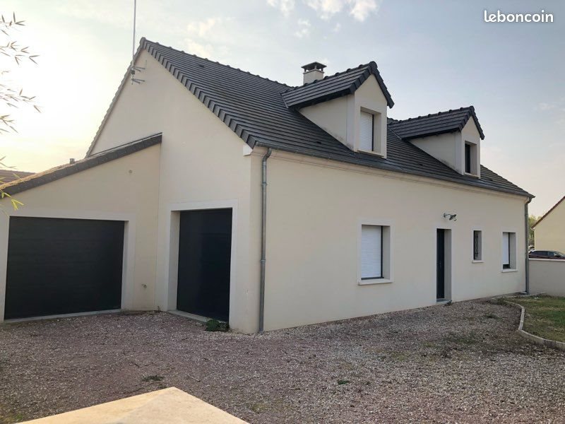 Maison à louer, 160m², Bourges