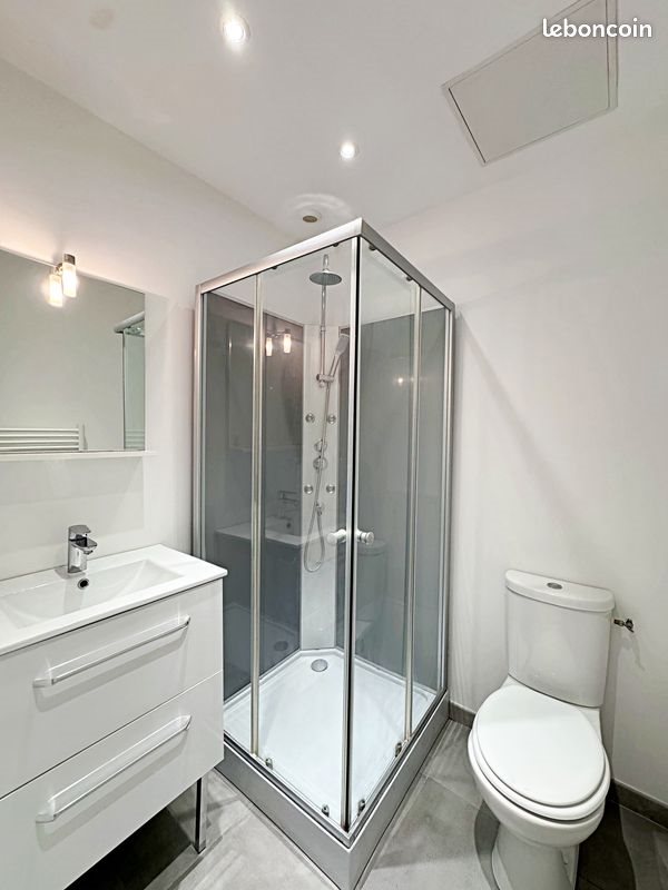 Appartement à louer, 20m², Peyrolles-en-Provence