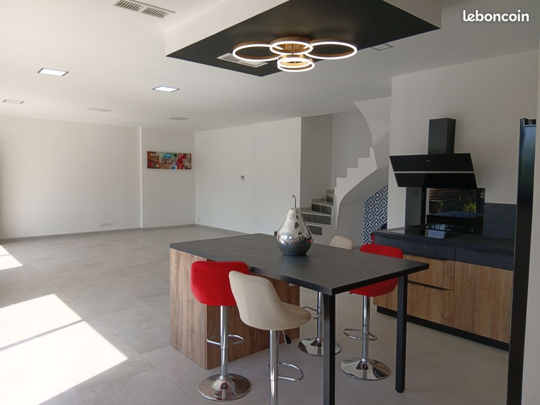 Maison à vendre, 172m², Uzès