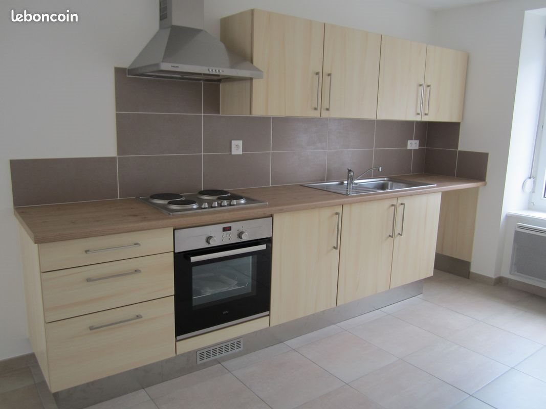 Appartement à louer, 72m², Ernée