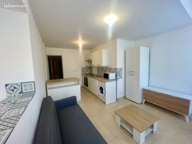 Appartement à louer, 35m², Pézenas